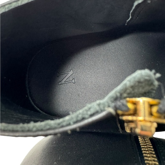 Nisolo | Lana Ankle Boot in Black Leather 9 - Picture 9 of 13